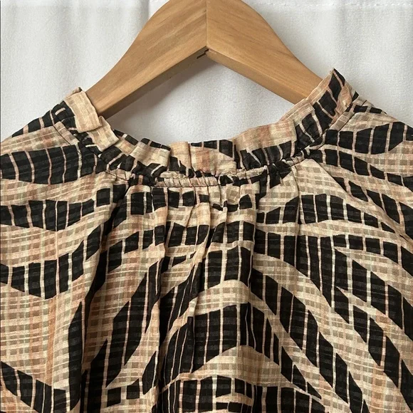 Marie Oliver NWT Maison Savanna Short Sleeve Blouse Shirt Top **Size L** 🐅🐅 - Picture 8 of 9